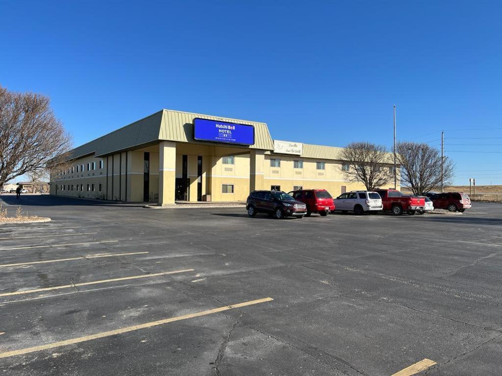 Hotel Hutchi Bell South Hutchinson Exterior foto